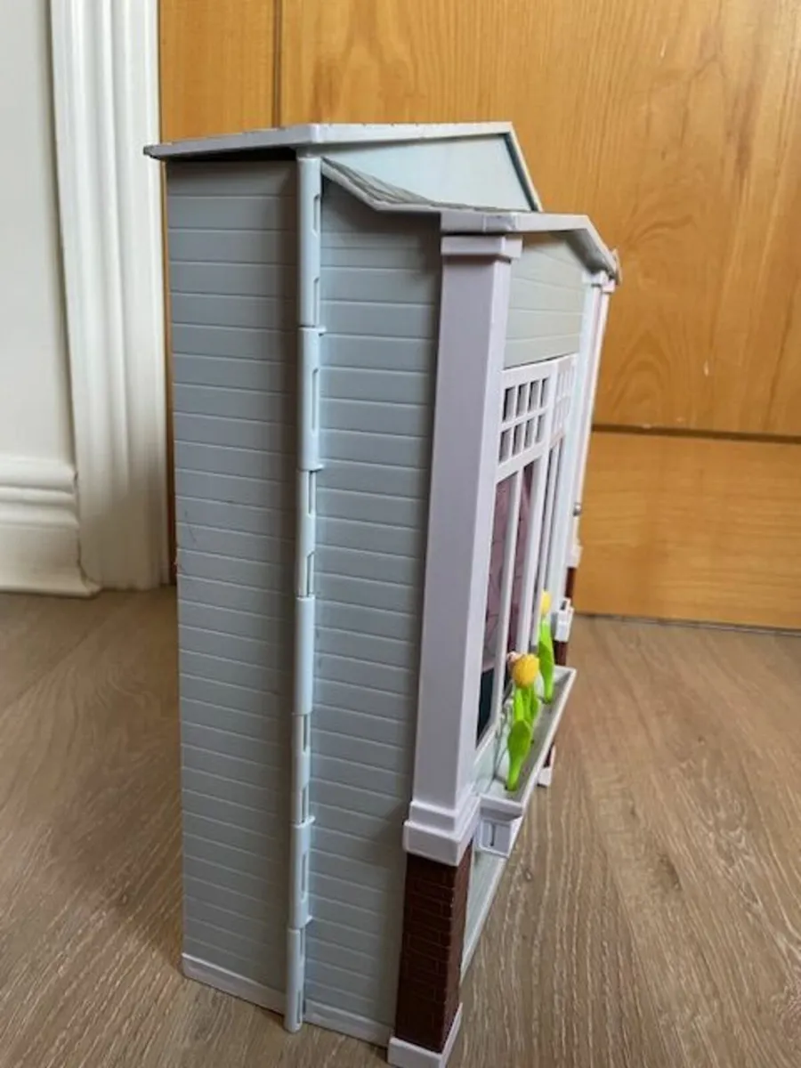 Barbie Doll House - Image 3
