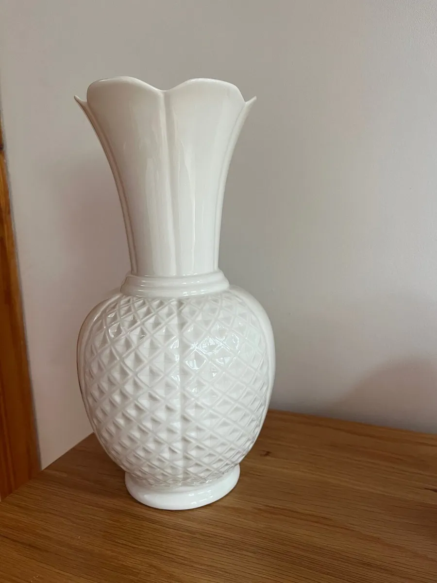 Donegal China Vase - Image 3