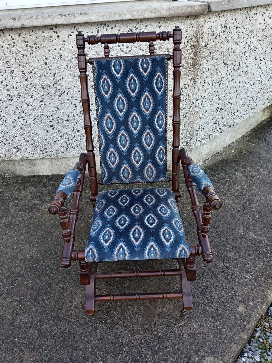 Old rocking chair
