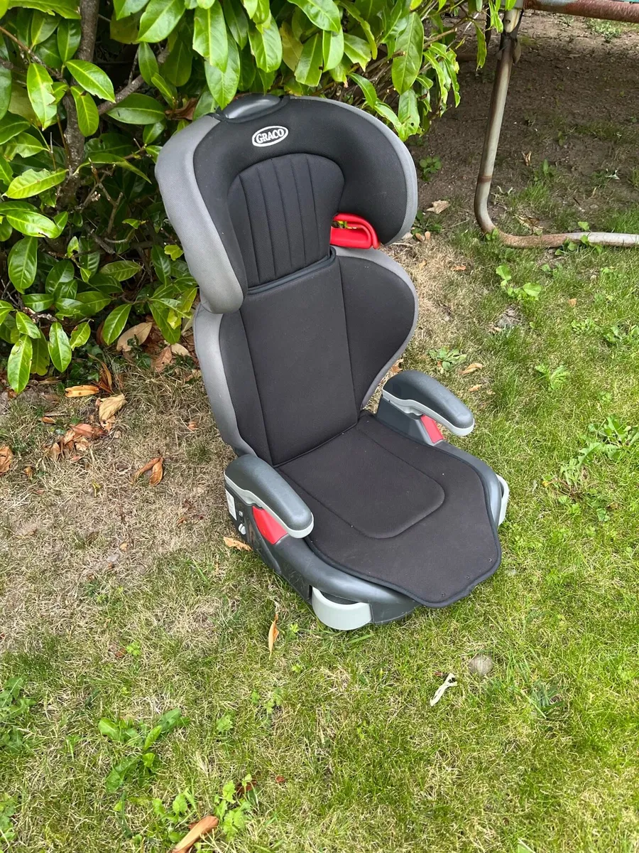 Graco high back booster seat - child car seat - Image 1
