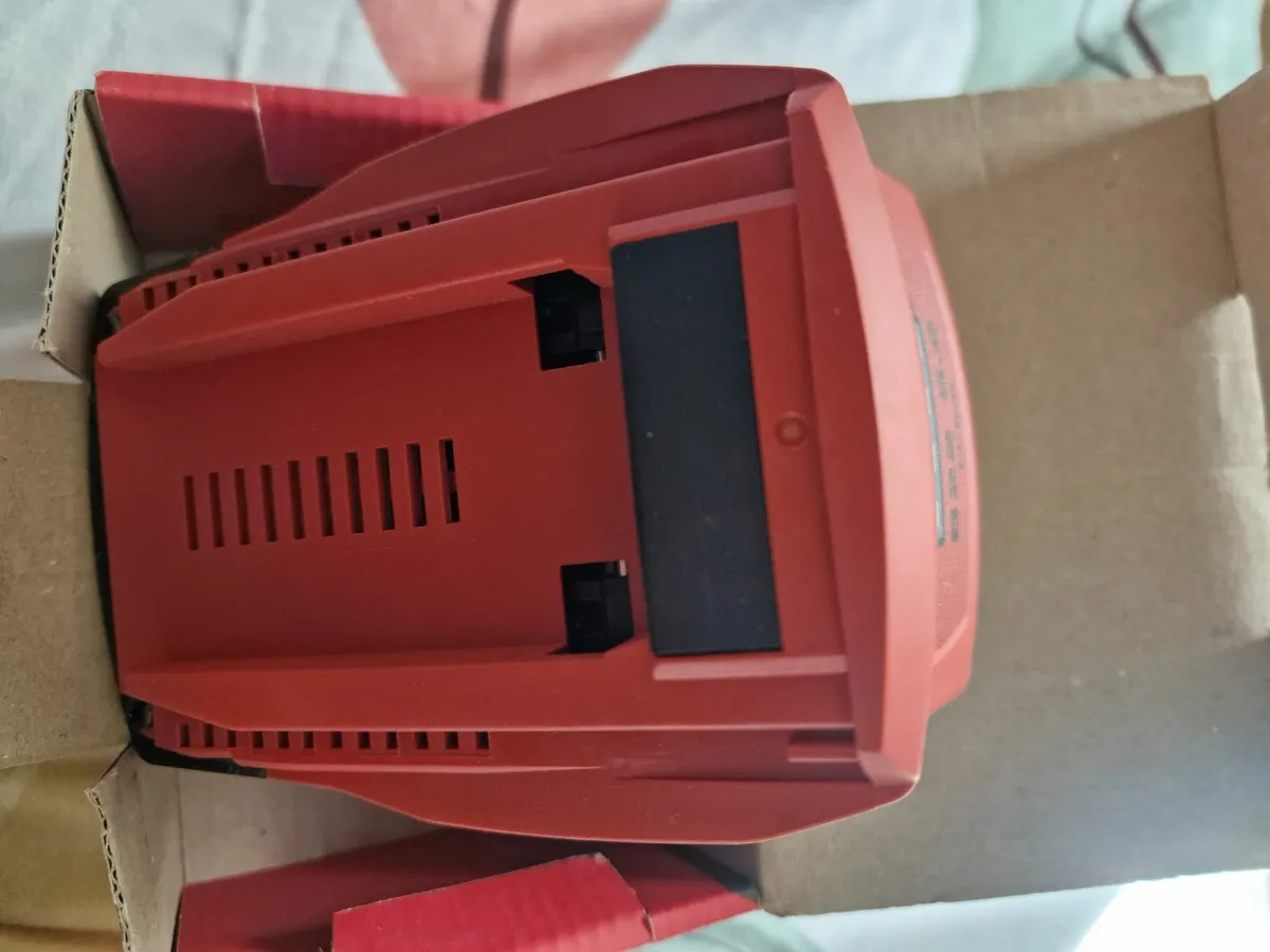Hilti battery 5.2 ah - Image 3