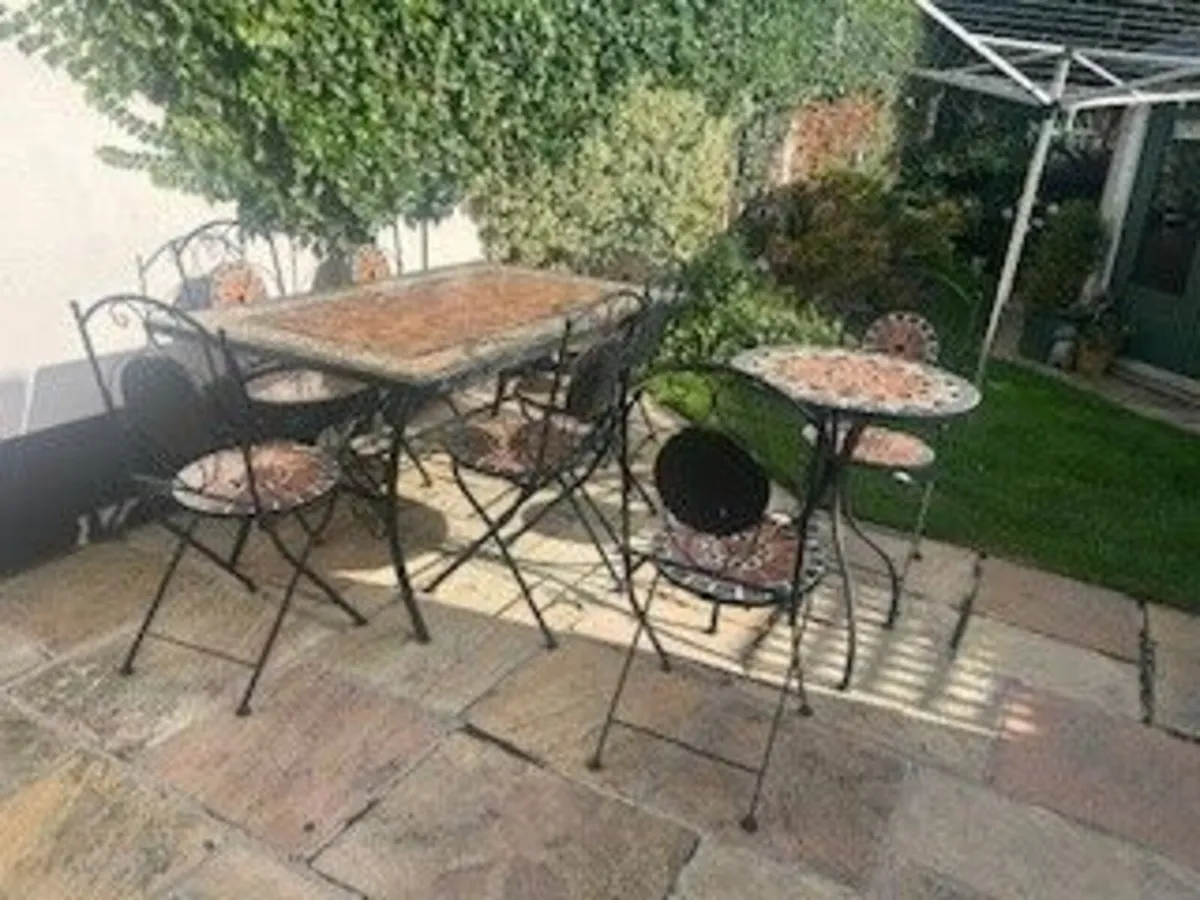 garden furniture - Image 1