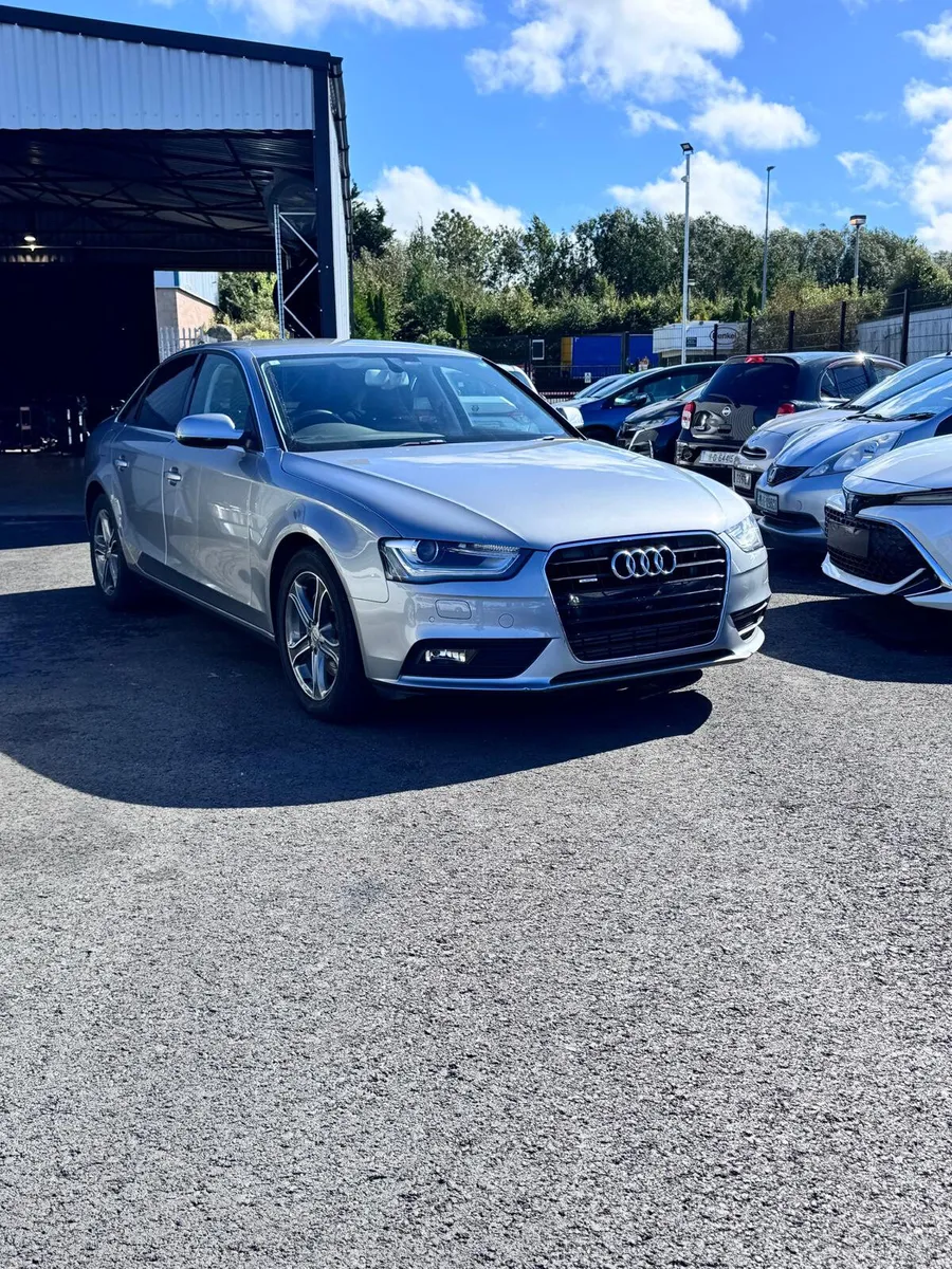 AUDI A4 SILVER QUATTRO 2015 - Image 2