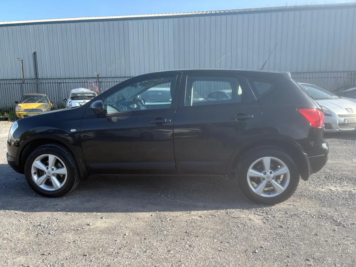 Nissan Qashqai 2009 - Image 4
