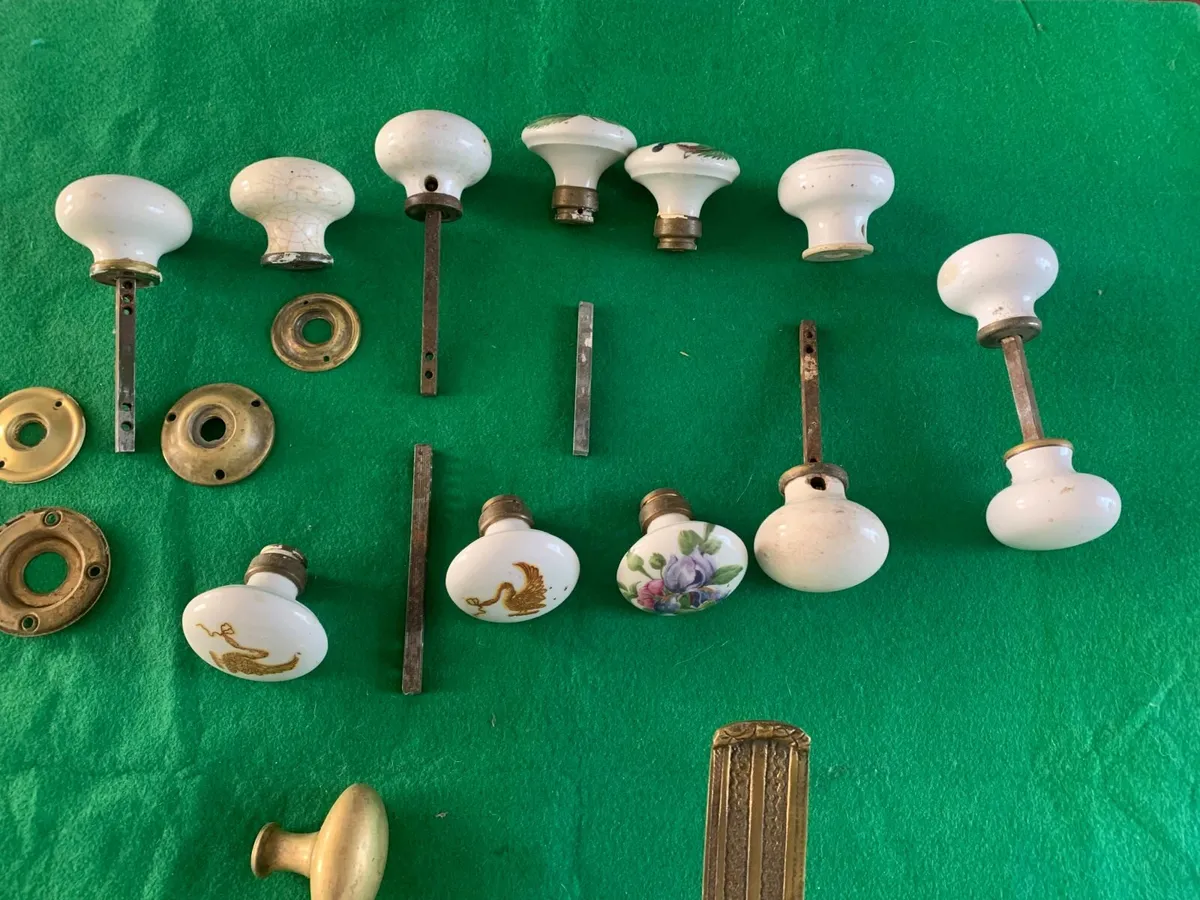 Antique door handles - Image 2