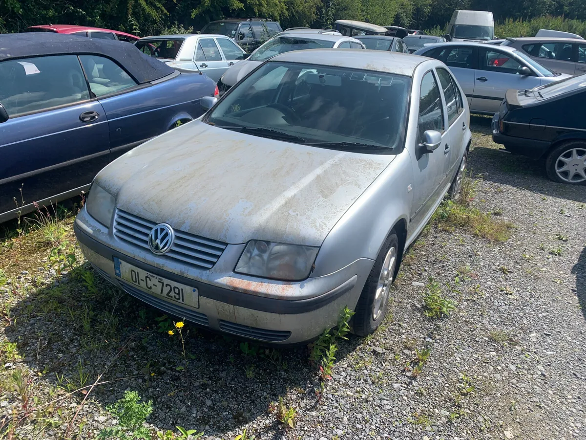2001 VW BORA  PETROL  1.6 - Image 1