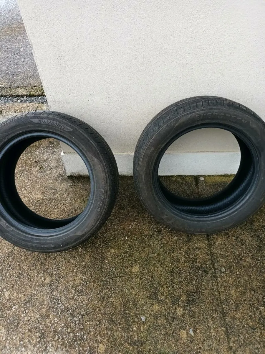 Car or van tyres - Image 1