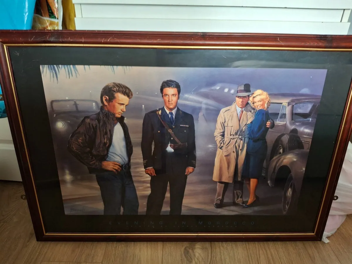 Large pictures in frames - Image 1