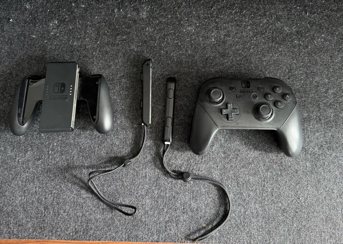 Nintendo Switch - Image 3