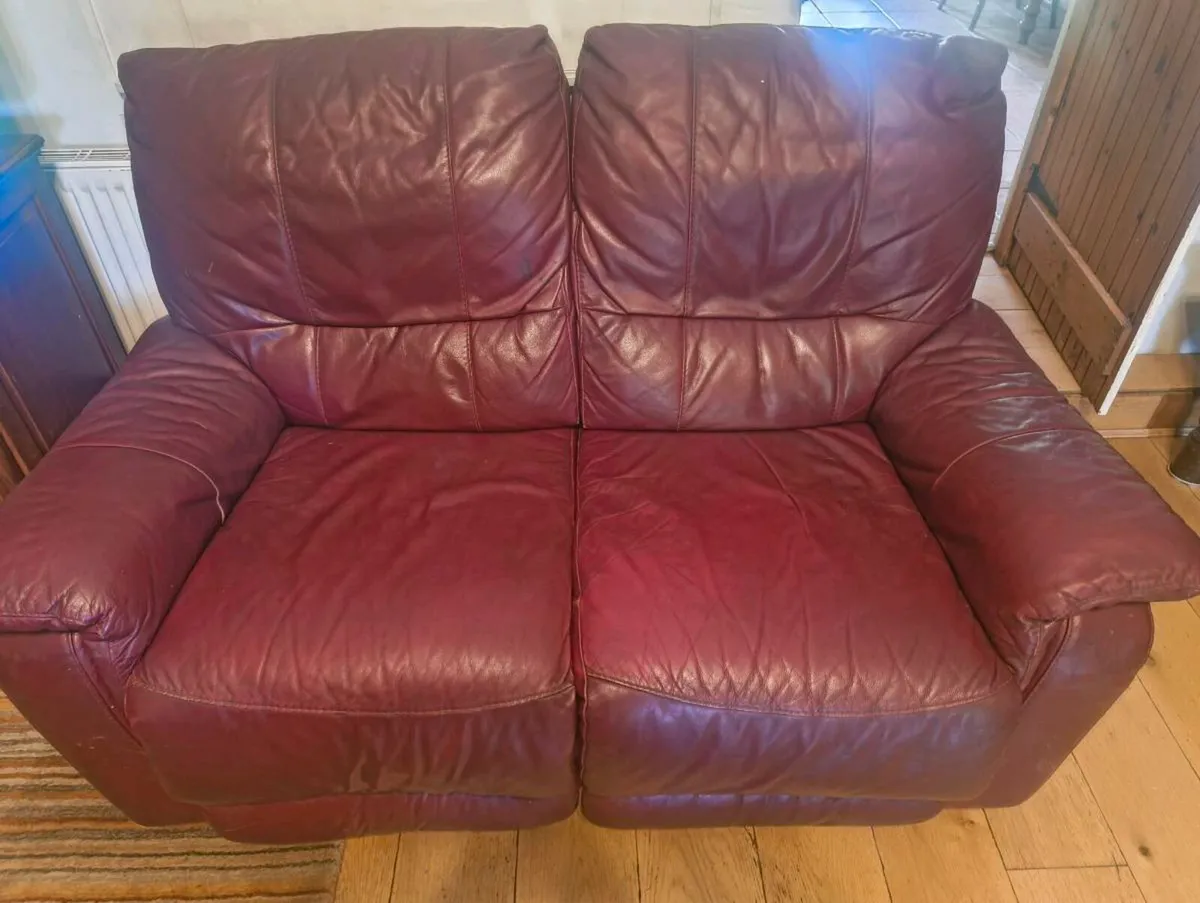 2 seater couch and 2 singles recliners - Image 1