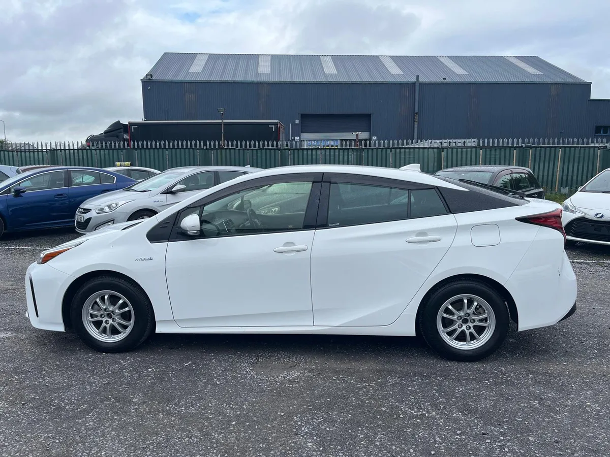 2019 192 Toyota Prius Self Charge Hybrid Automatic - Image 3