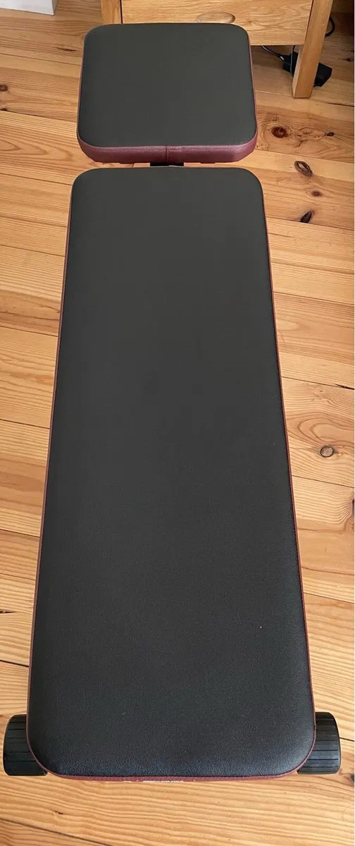 Fold away incline weights bench with leg bar - Image 4