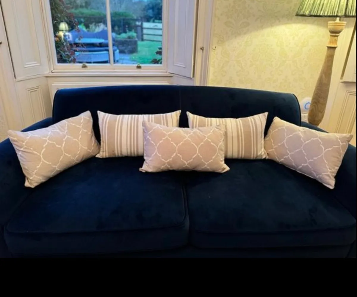 NEPTUNE Cushions - Set of 5 - Image 1
