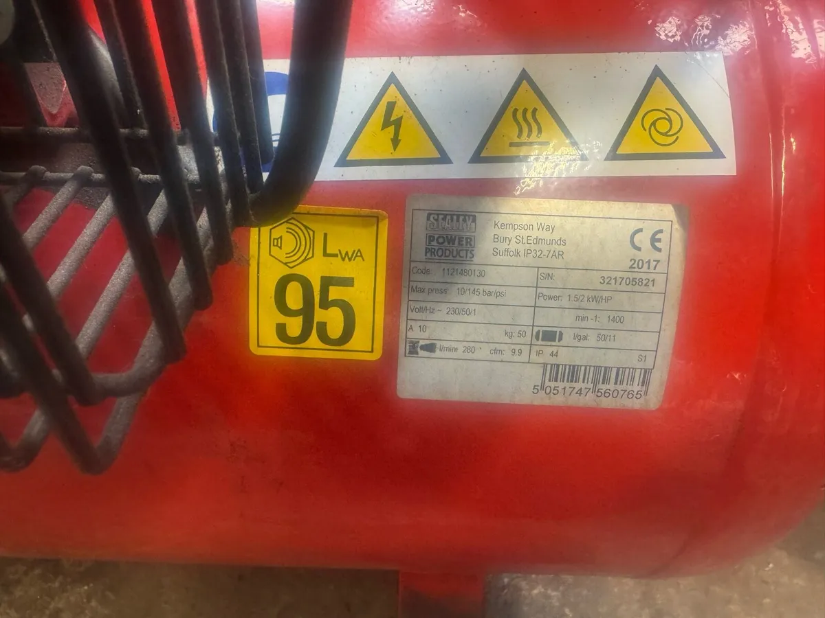 Sealey compressor & plasma cutter. - Image 4