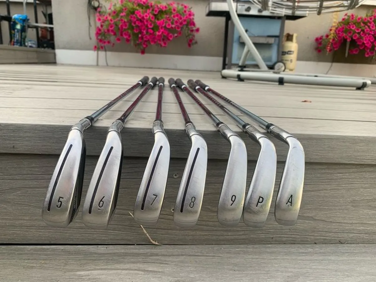 TaylorMade Stealth Irons 5-PW, GW - Image 2