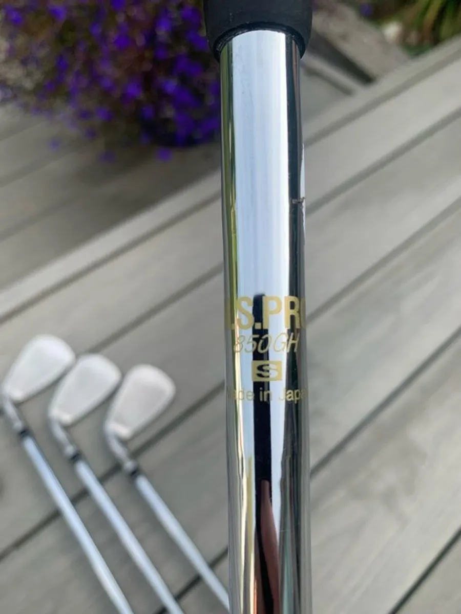 TaylorMade Stealth Irons 5-PW, GW - Image 4