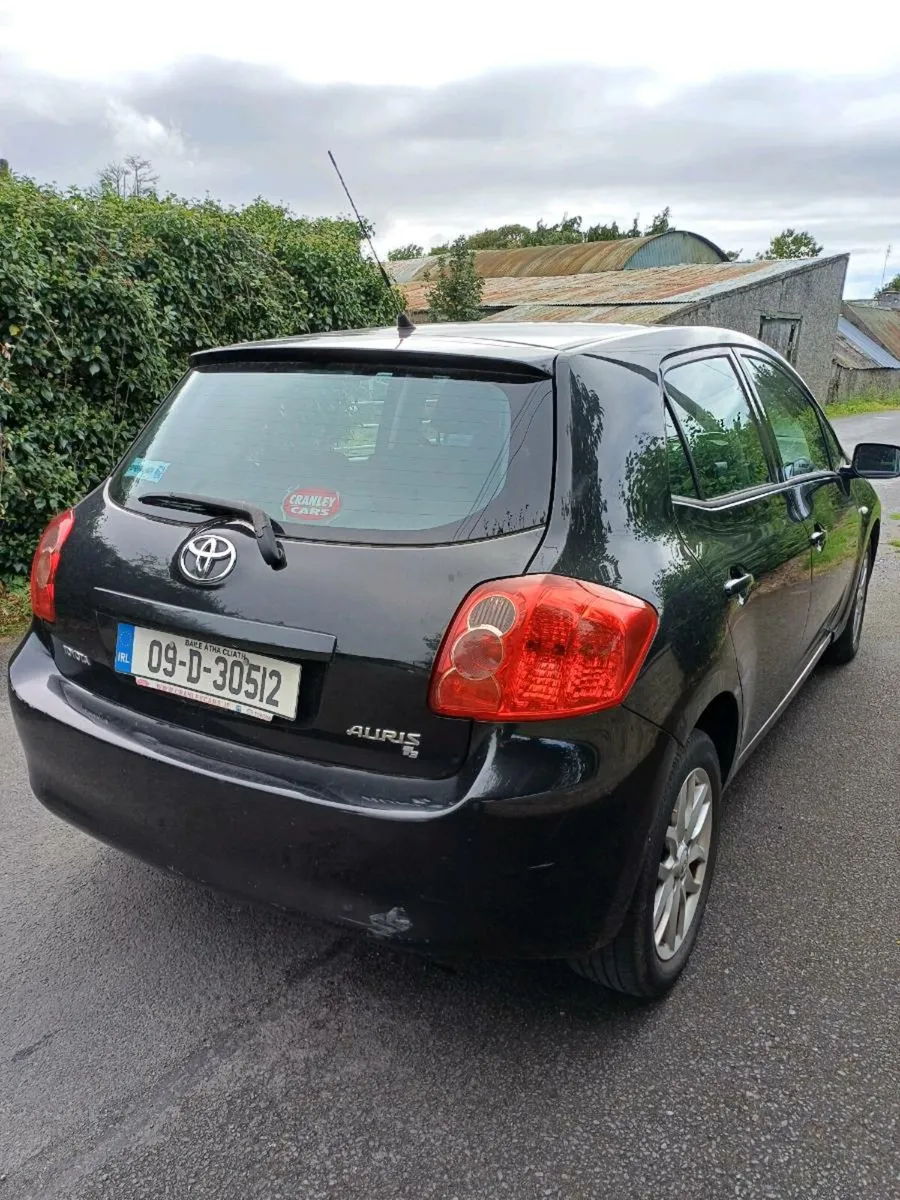 TOYOTA AURIS 2009 €280 TAX NEW NCT LOW MILES - Image 3