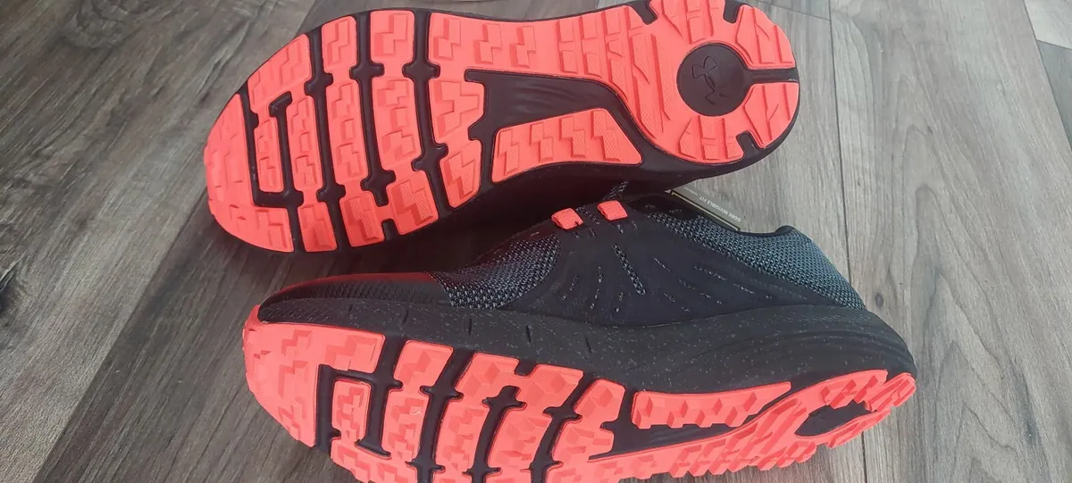 Under Armor shoes - Image 4