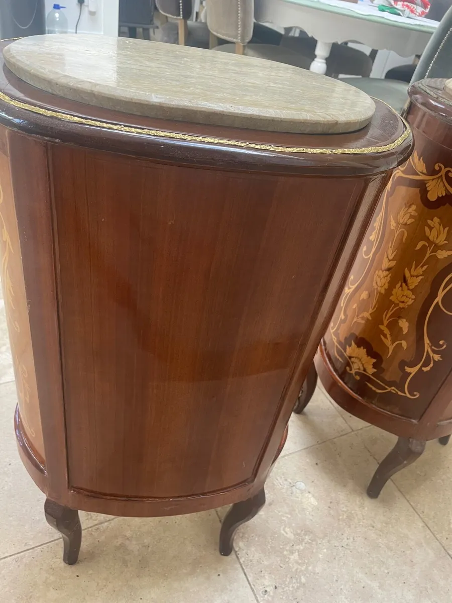 Marble-topped antique side tables - Image 2