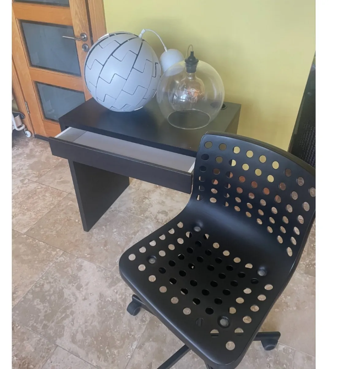 Study desk and chair with 2  enrolment lights