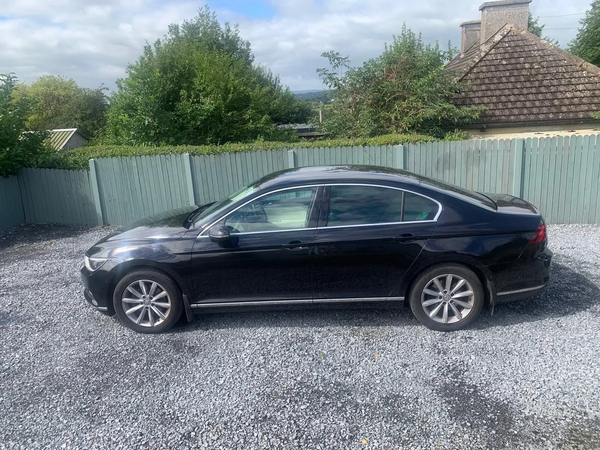 Volkswagen Passat 2017 - Image 1
