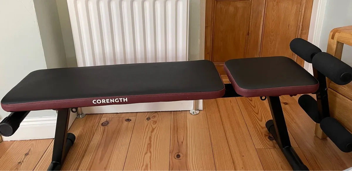 Fold away incline weights bench with leg bar - Image 2
