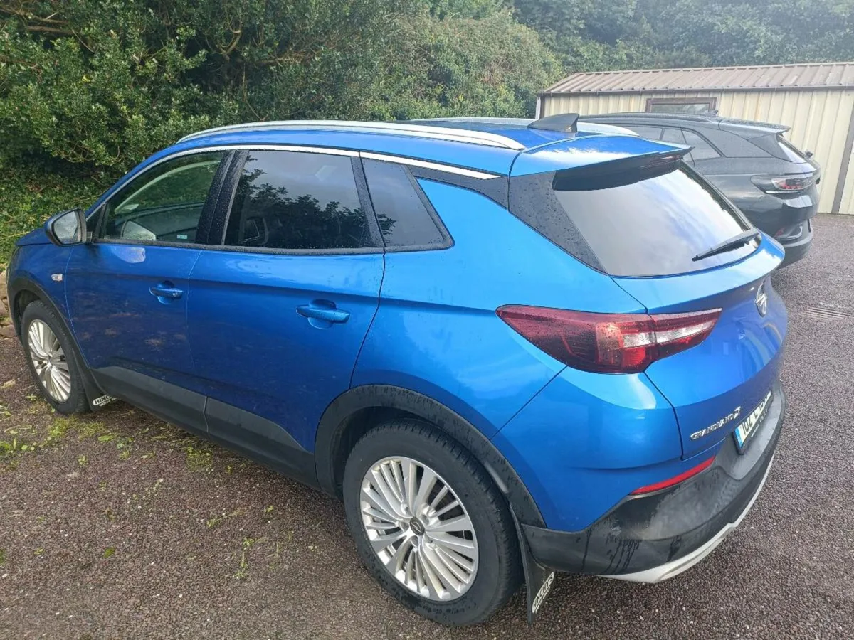 Opel Grandland X 1.6 Turbo Diesel 2018 - Image 2