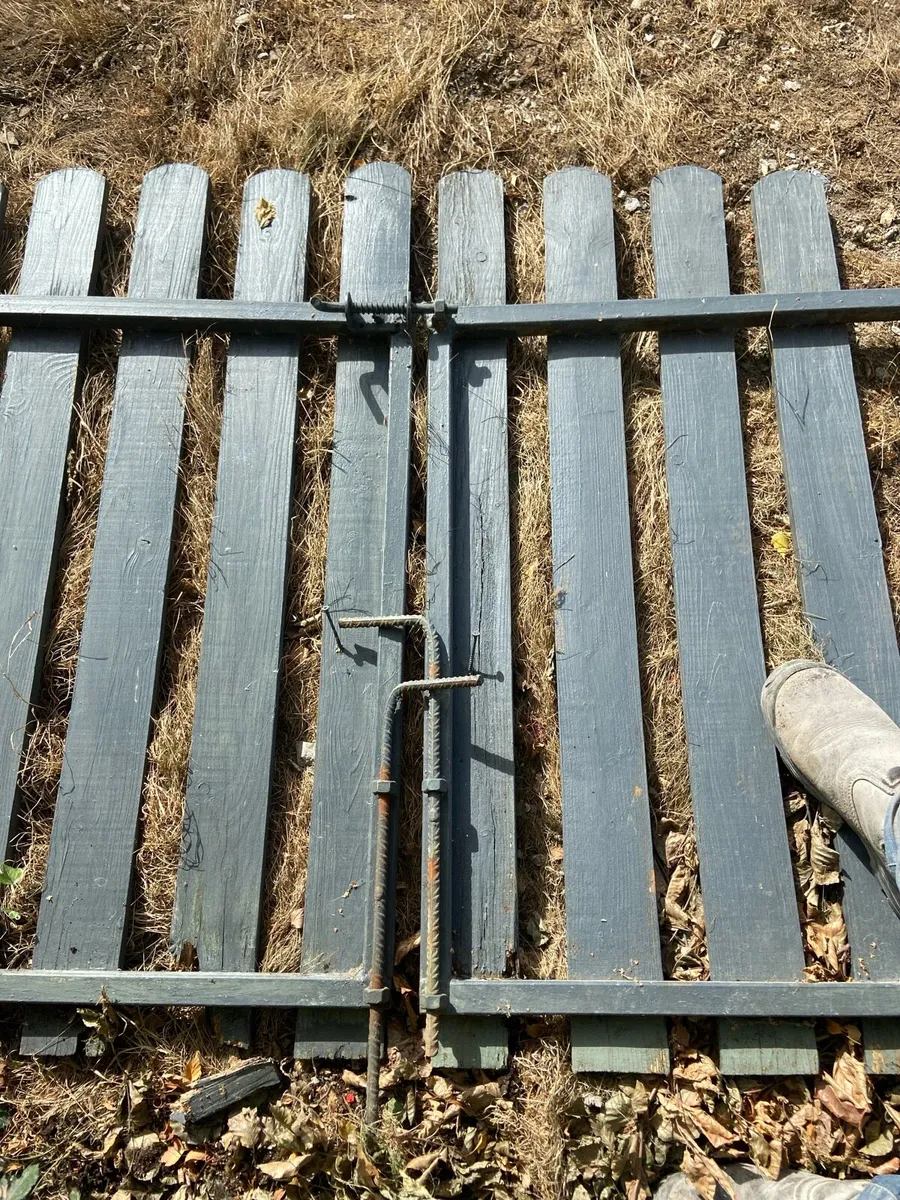 Gates - Image 4
