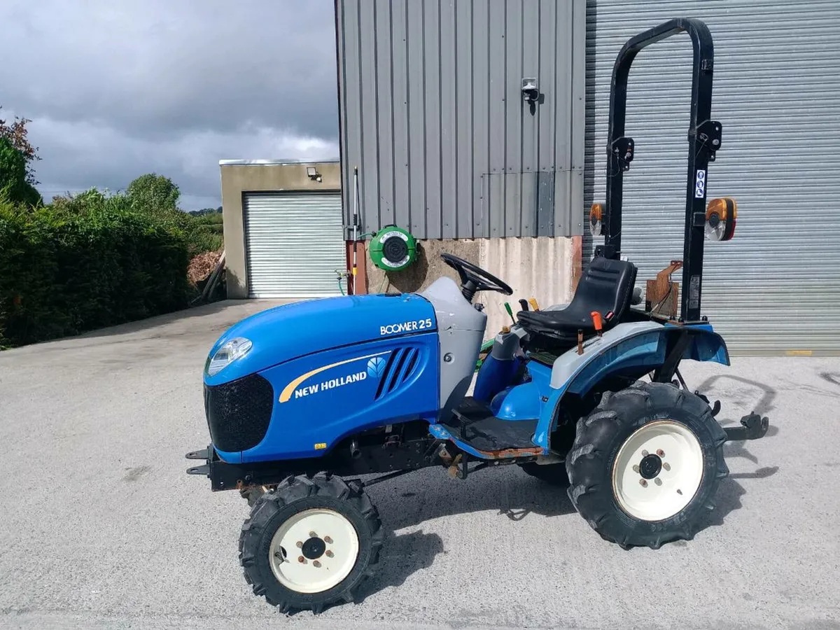 New Holland compact tractor - Image 1