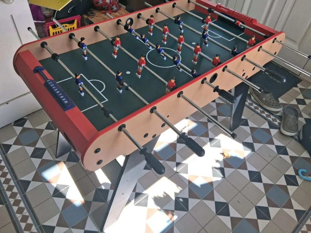 Football table - Image 1