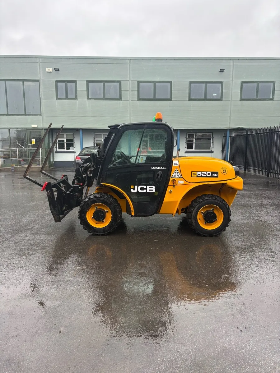 JCB 520-40 - Image 1
