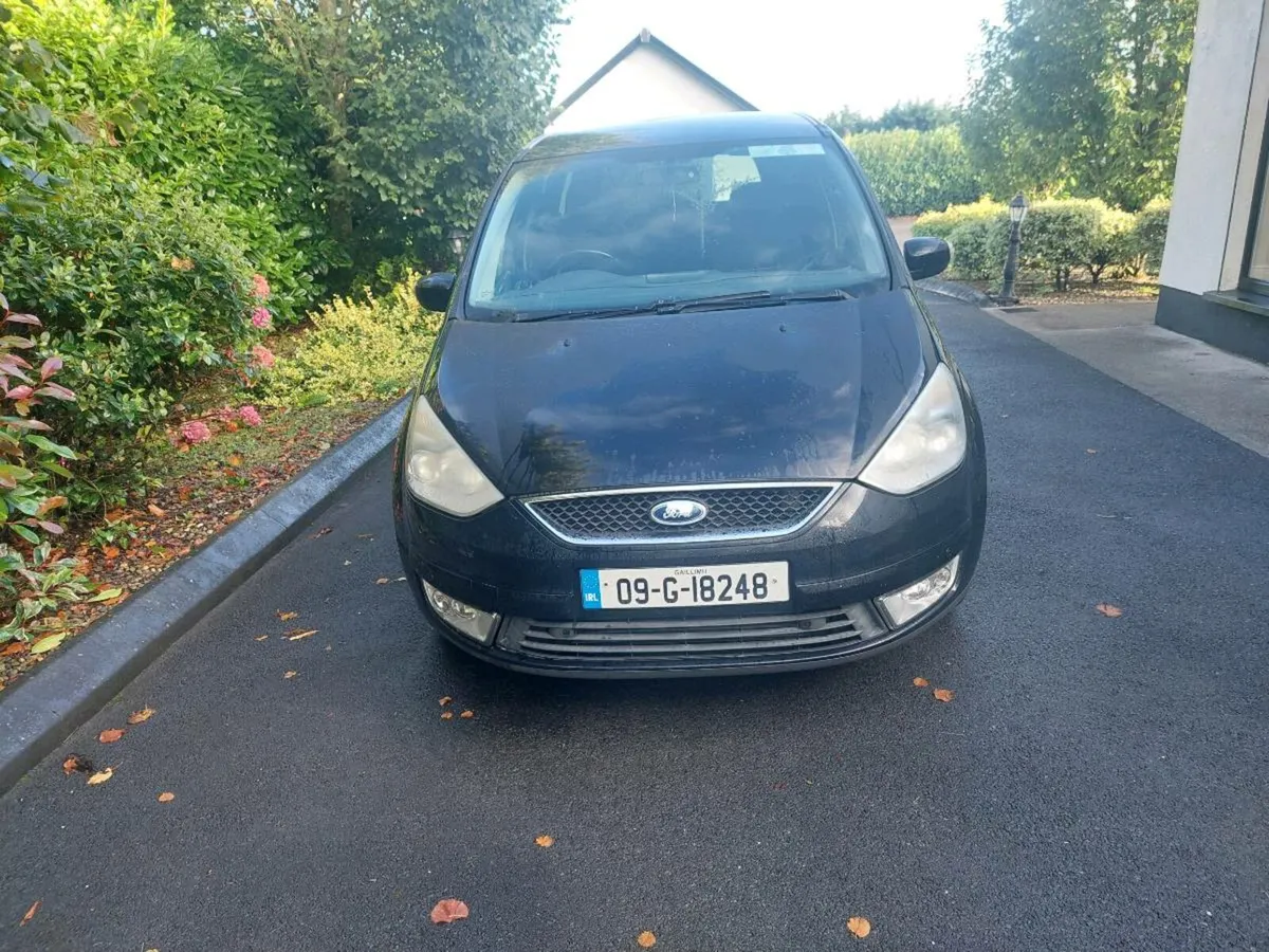 Ford Galaxy 2009 - Image 1