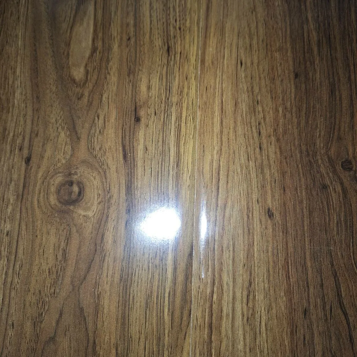 Nebraska Calgury Walnut Laminated flooring+Supply