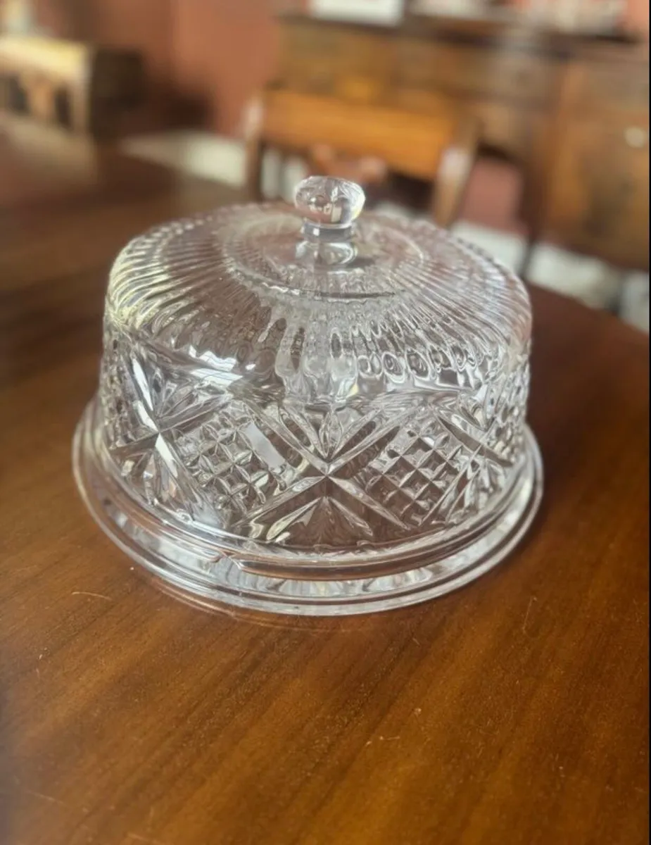 Tipperary Crystal Belvedere Cake Stand with Lid - Image 3