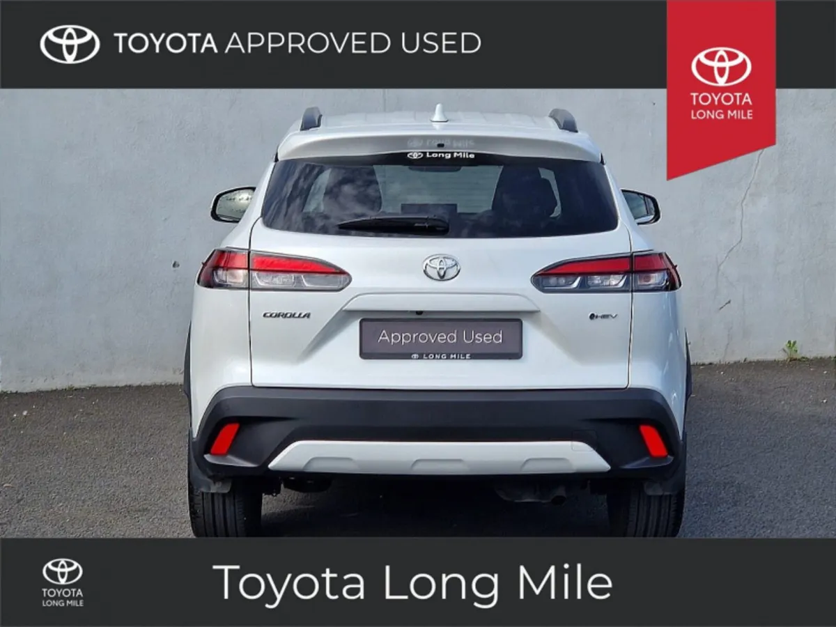 Toyota Corolla Cross 1.8 Hybrid Sport 5dr - Image 4
