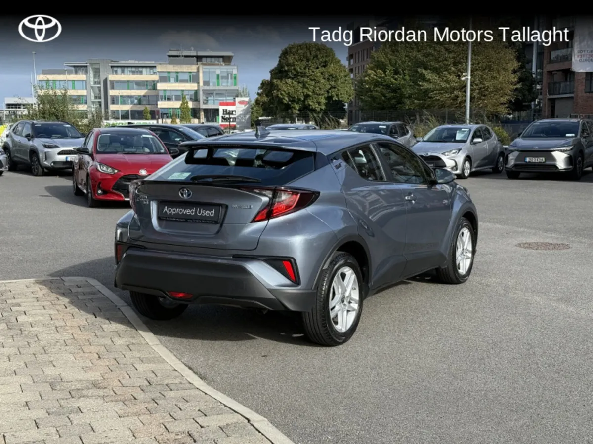 Toyota C-HR HYBRID LUNA *** BLACK LEATHER*** - Image 2