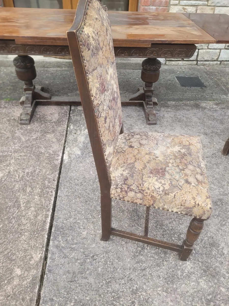 Antique oak table and chairs - Image 4