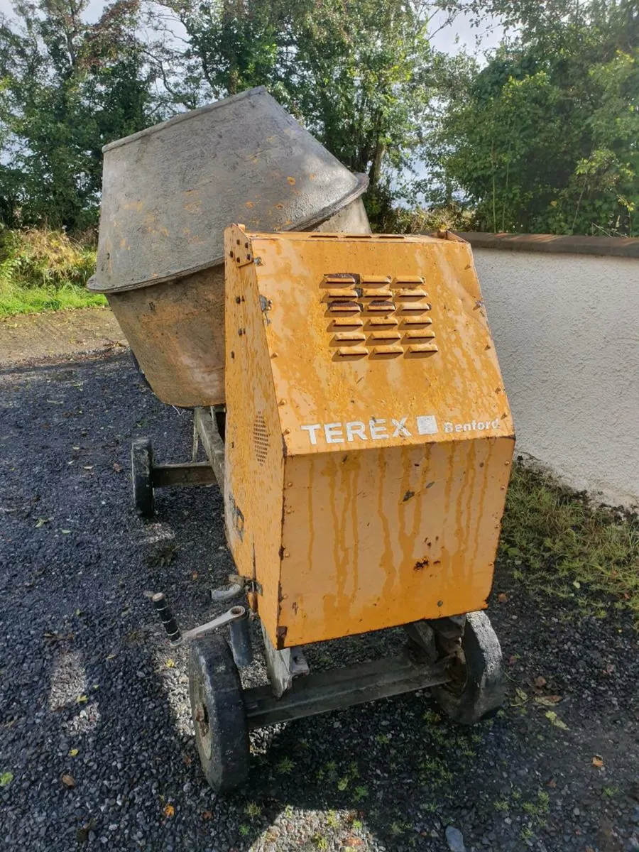 Cement mixer - Image 2