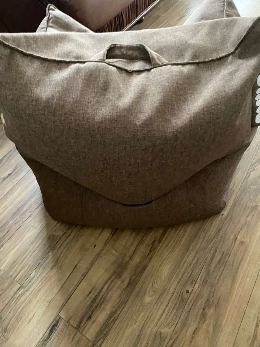 Snug  chair - Image 4