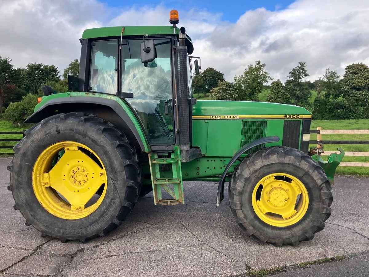 John Deere 6800 4WD - Image 2