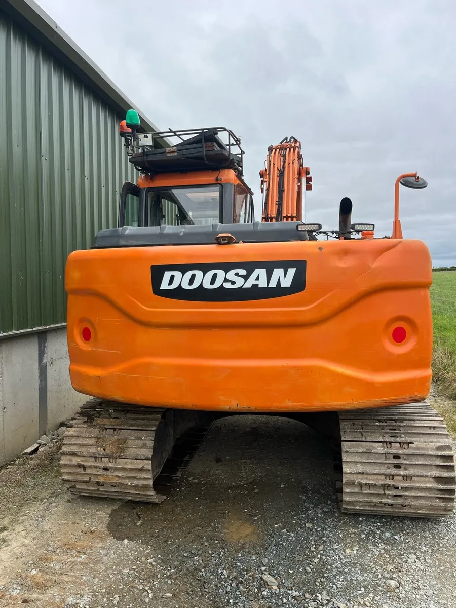 Doosan DX140LC - Image 4