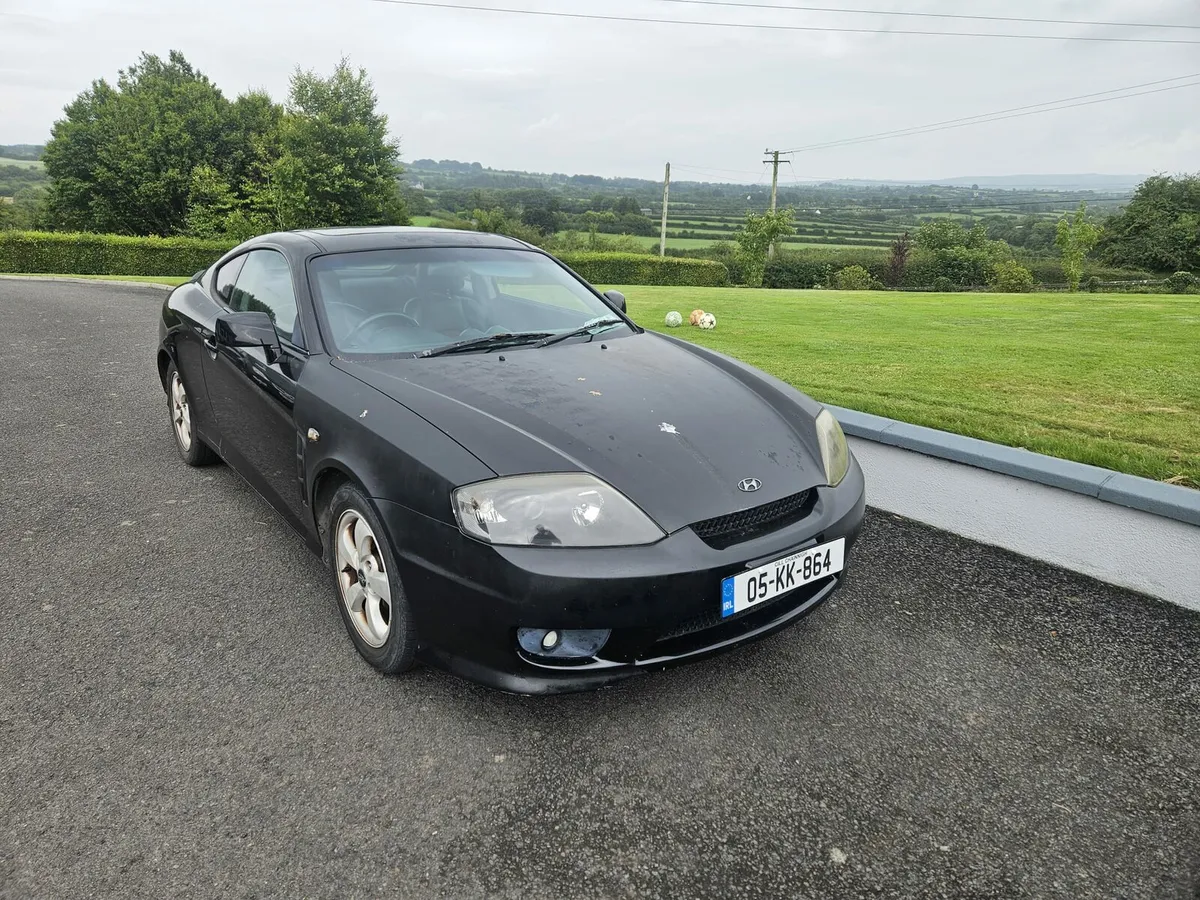 2005 Hyundai coupe - Image 1