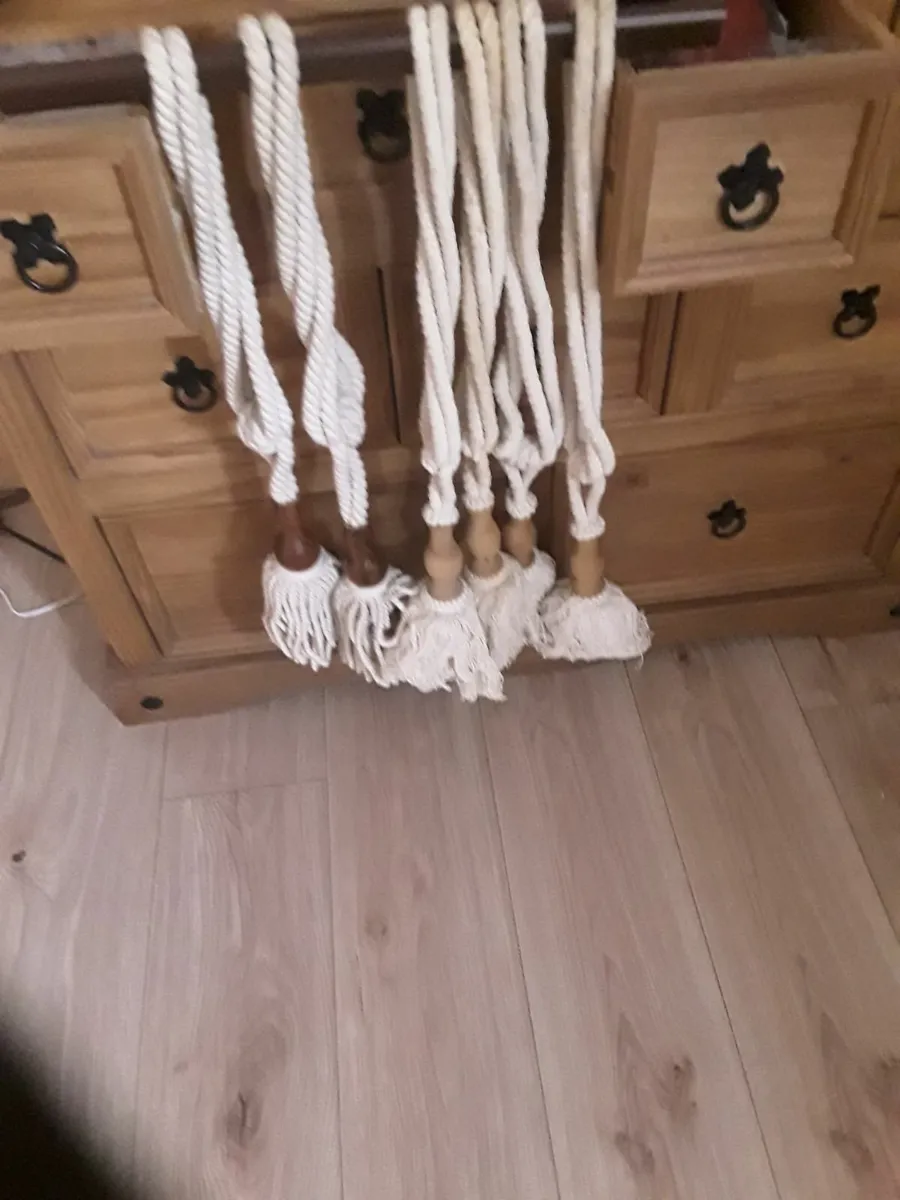 3  sets of curtain tiebacks 2 two sets identical - Image 3
