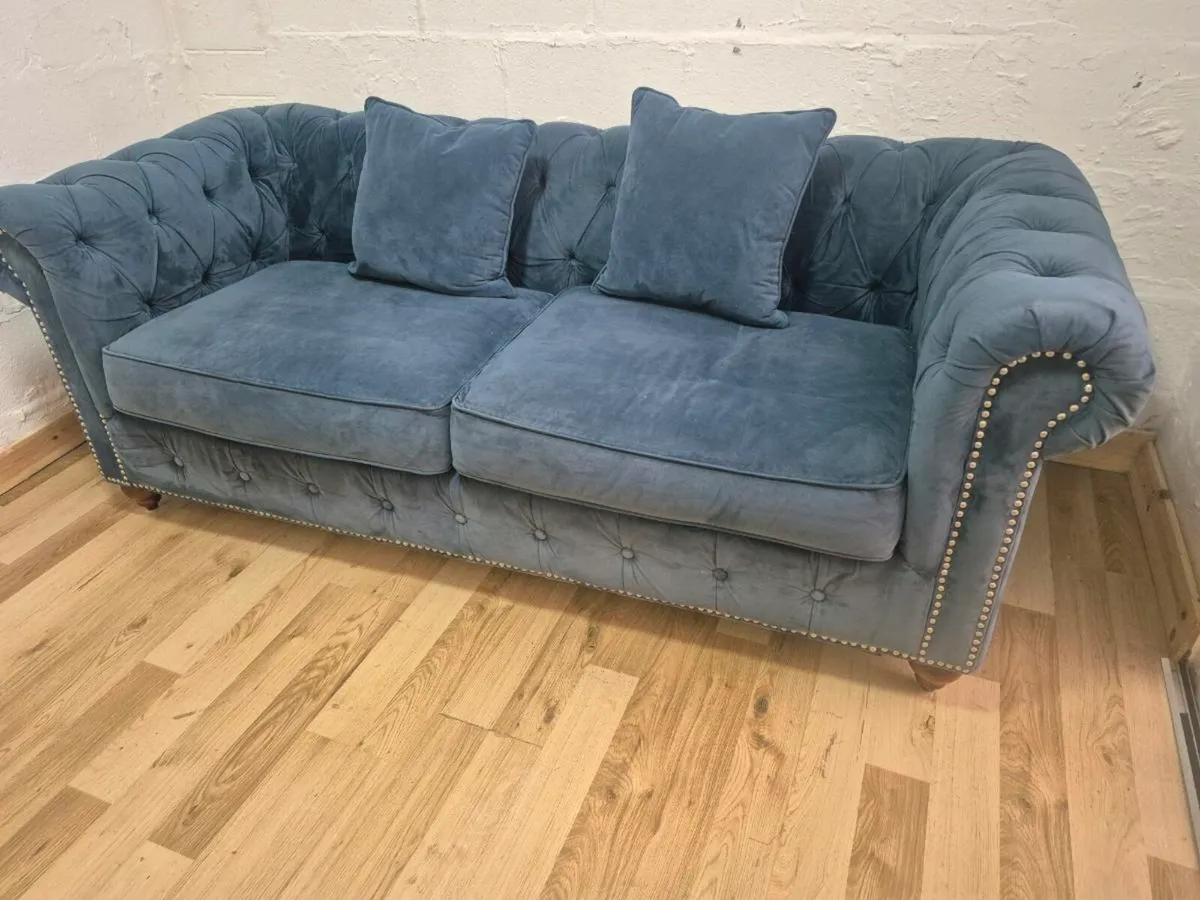 2 chesterfields,Dublin Delivery - Image 4