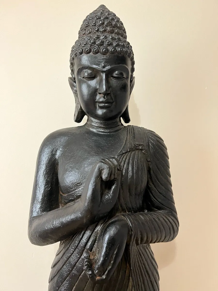 Stunning 5ft Buddha Statue - Image 2