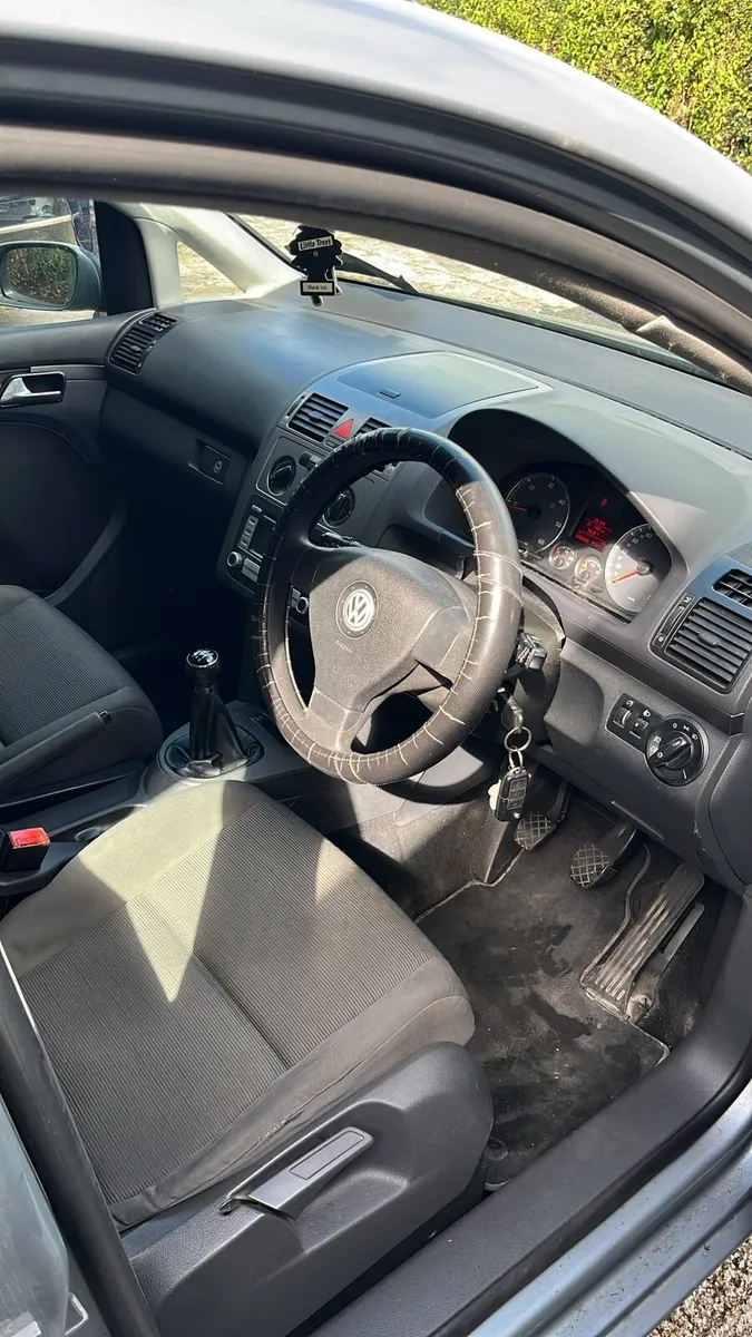 VW Touran - Image 4