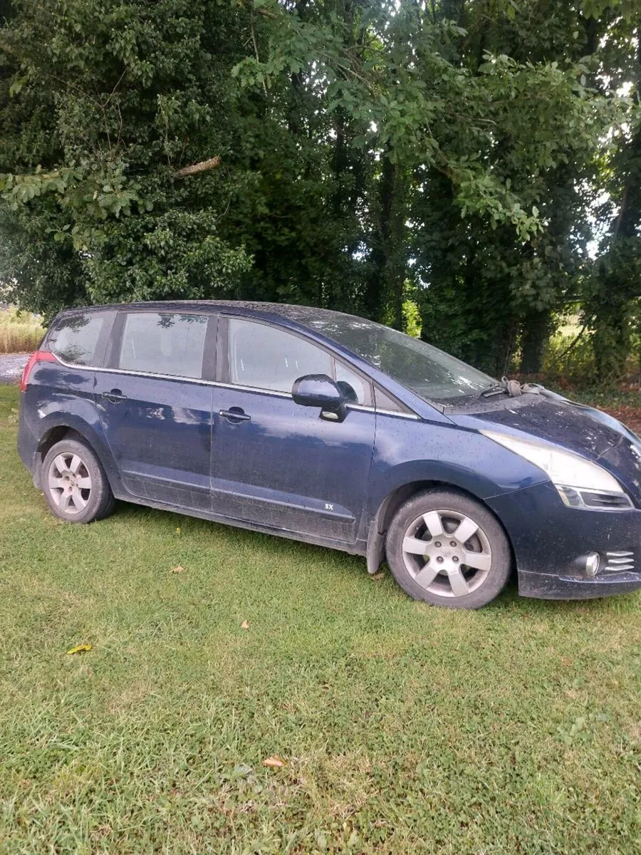 Peugeot 5008 2010 1.6diesel - Image 1