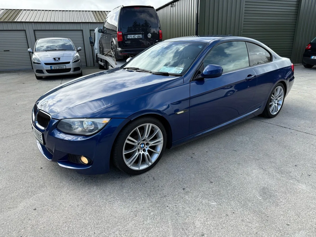 2013 BMW 320i M-Sport Coupe - Image 3
