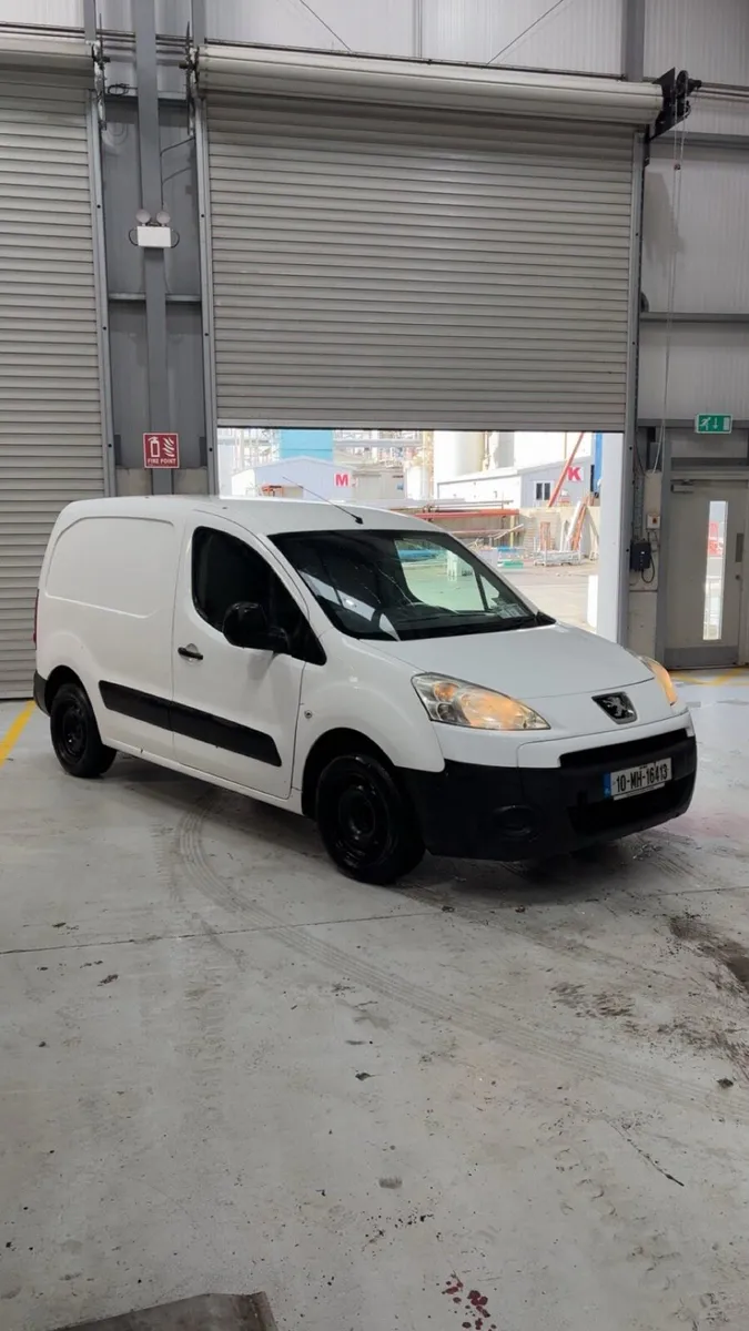 Peugeot Partner •TESTED• - Image 1
