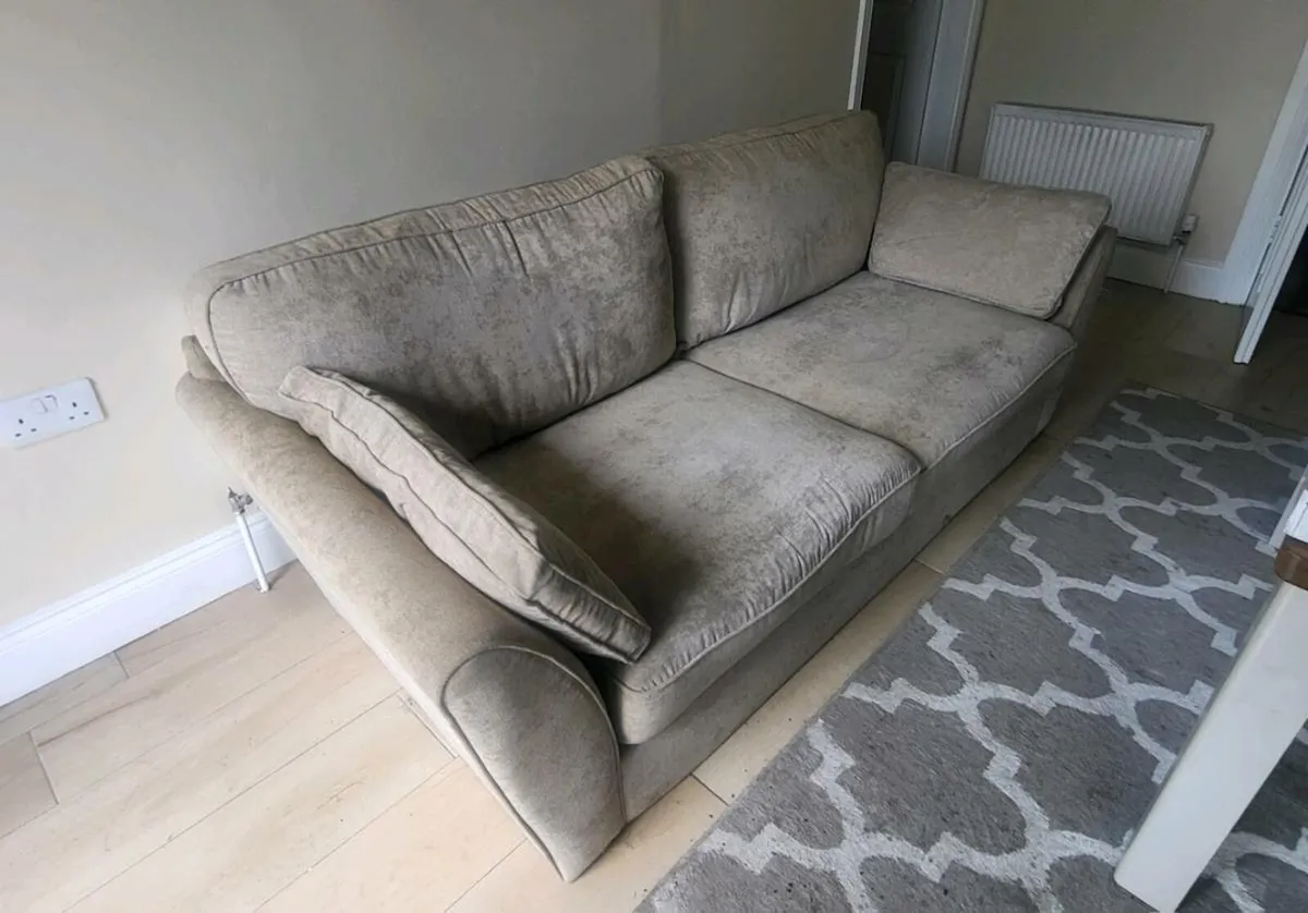 Couch / Sofa - Image 2